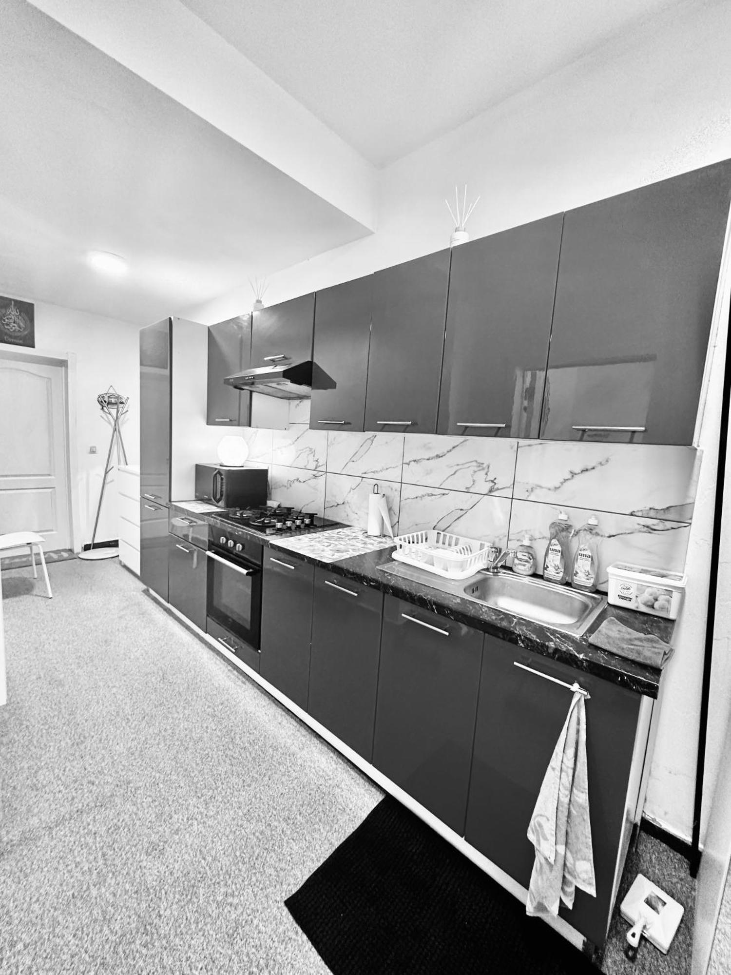 Lux Studio Appartment Брюссель Экстерьер фото